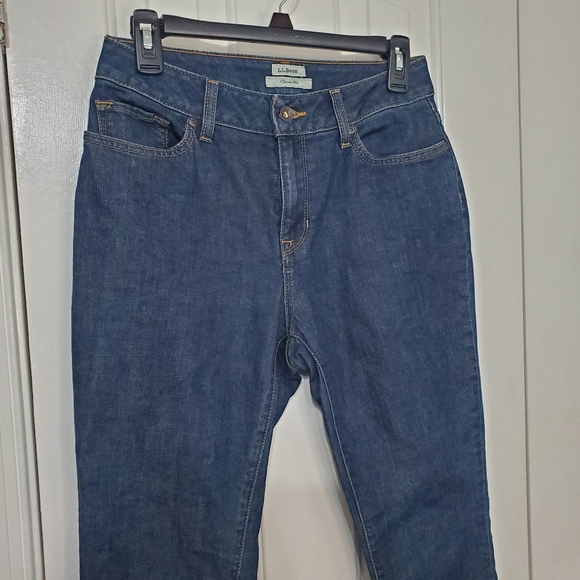 LL Bean Classic Fit Women's Jeans - 6P - Picture 2 of 6